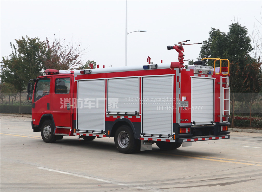 【五十鈴】700P 4噸泡沫消防車