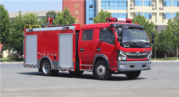 消防車(chē)廠(chǎng)家教你如何購(gòu)買(mǎi)消防車(chē)及購(gòu)買(mǎi)注意事項(xiàng)