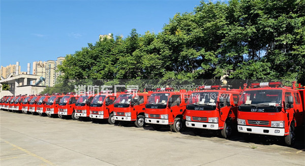 河南用戶(hù)：采購(gòu)25臺(tái)東風(fēng)2.5噸水罐消防車(chē)