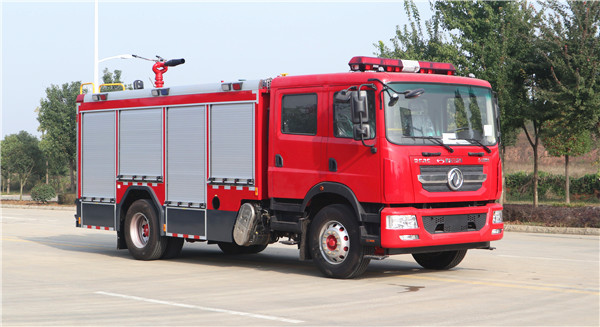 消防灑水車(chē)實(shí)用性及特點(diǎn)介紹