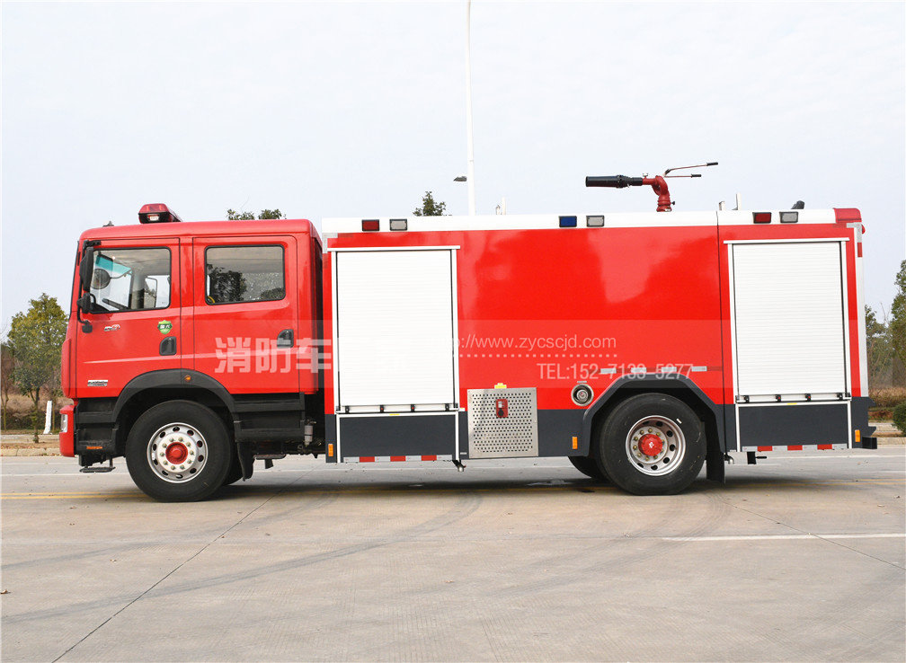 東風(fēng)8噸消防車